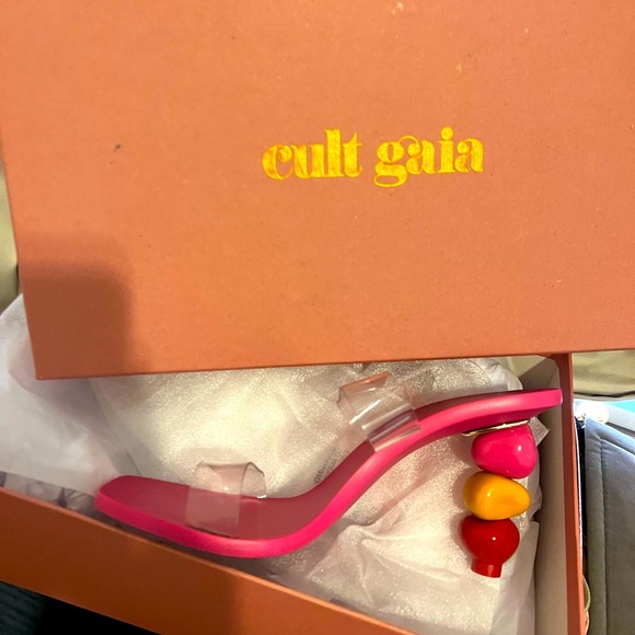 Cult Gaia Shoe: Meta-Stone Stacked Heels in Pink & Multi - Picture 4 of 5